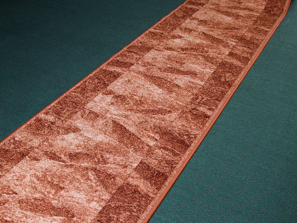 Běhoun Sardis 84 koberec bytový šíře 0,67 m Cihlová